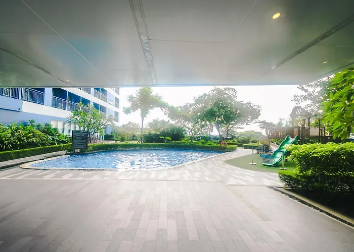 Air Penthouse 59 Gym Swim Park 300 Mbps مانيلا