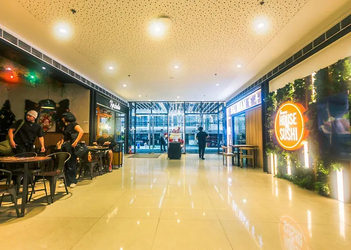 Air Penthouse 59 Gym Swim Park 300 Mbps *