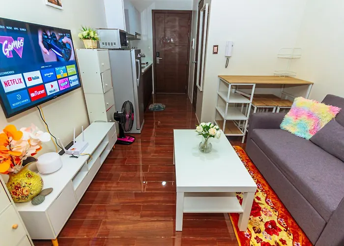 Air Penthouse 59 Gym Swim Park 300 Mbps شقة مانيلا
